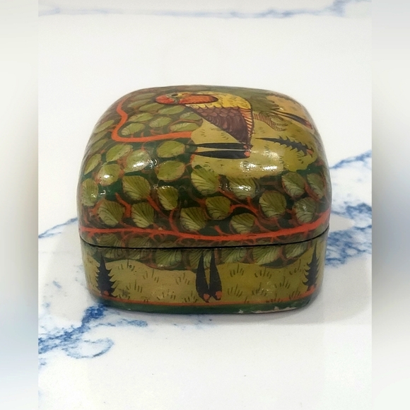 Vtg | Handmade| Kashmir| Lacquered Trinket Box - Picture 5 of 16